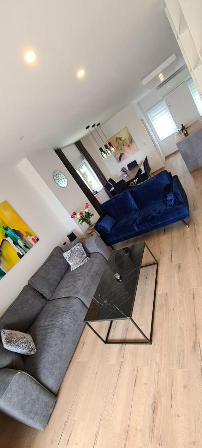 Luxury Apartment Isabel Volosko Bagian luar foto