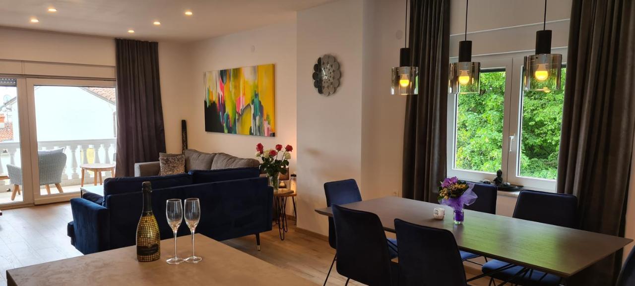 Luxury Apartment Isabel Volosko Bagian luar foto